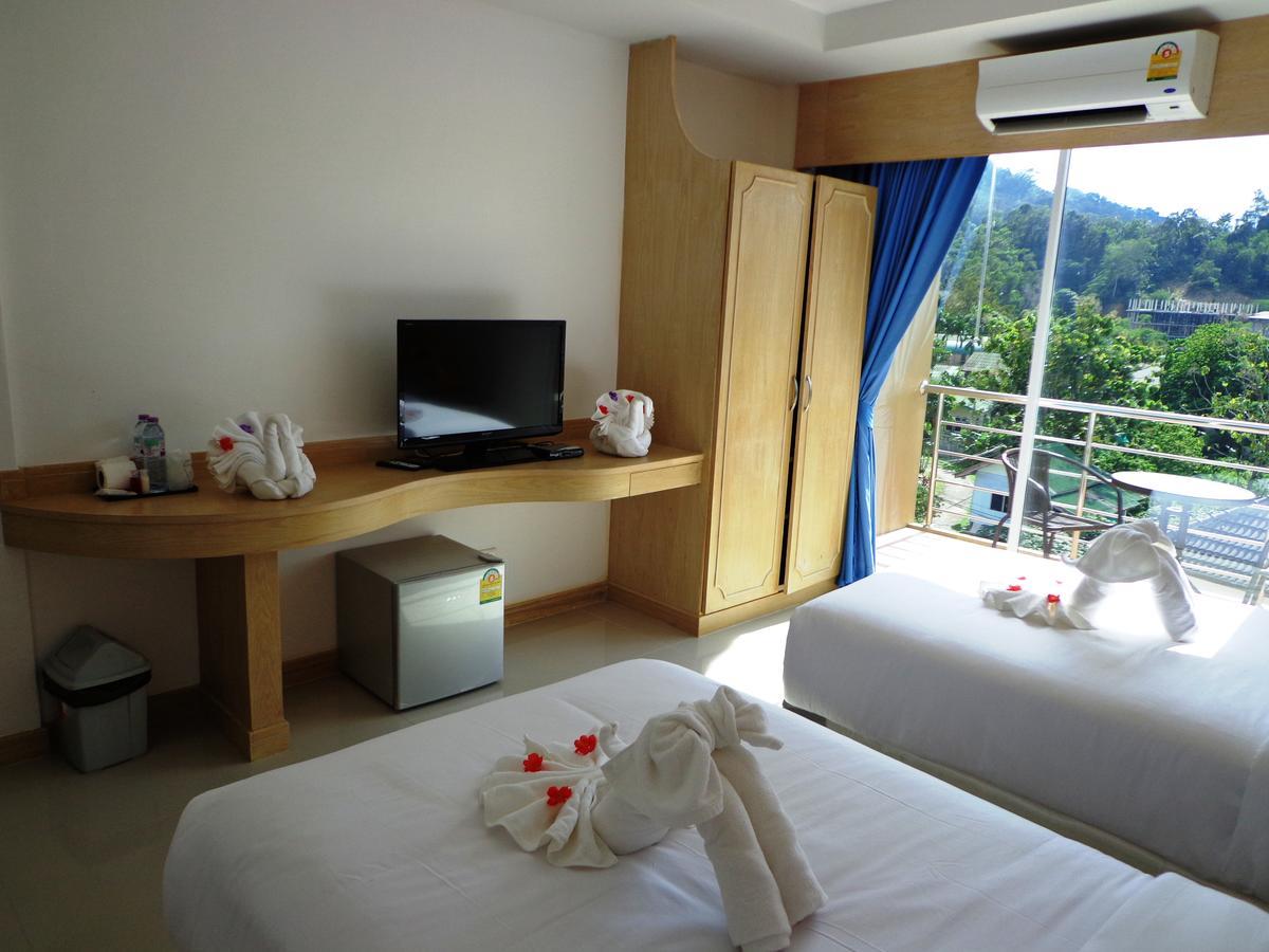 Red Sapphire Hotel Patong Extérieur photo