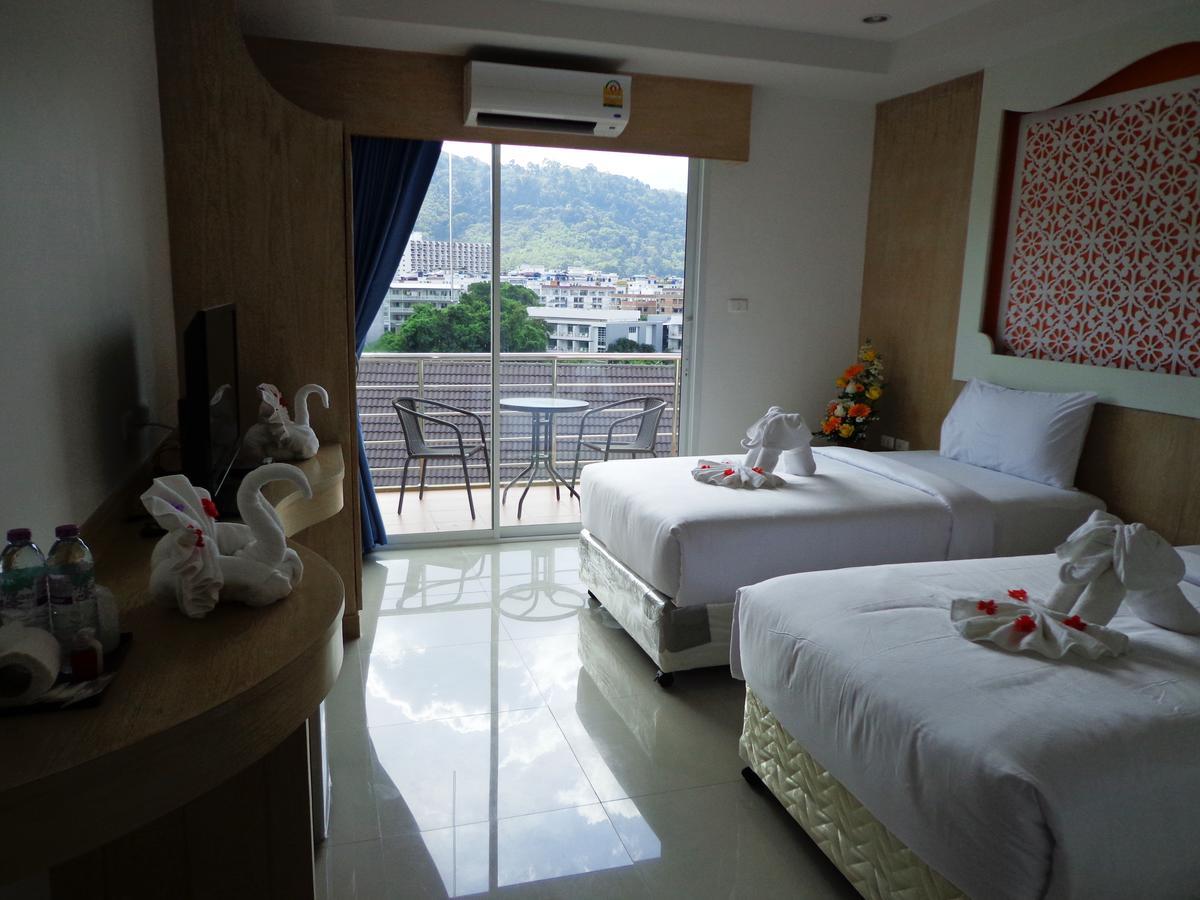 Red Sapphire Hotel Patong Extérieur photo