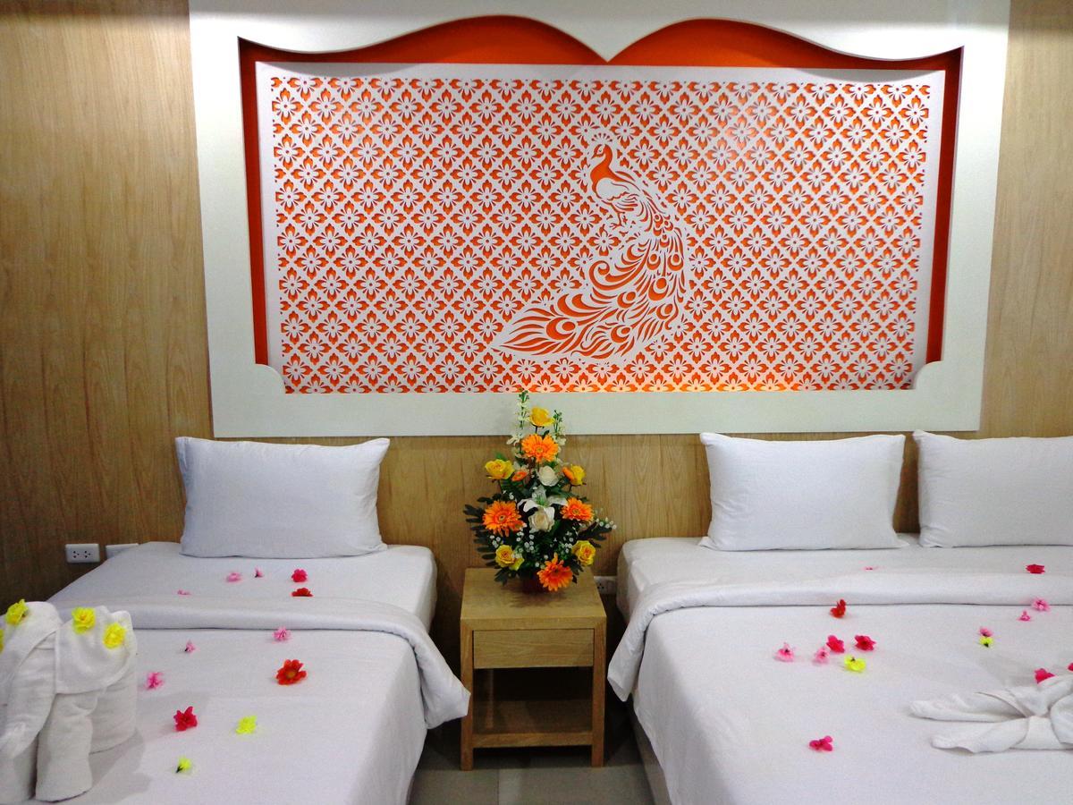 Red Sapphire Hotel Patong Extérieur photo