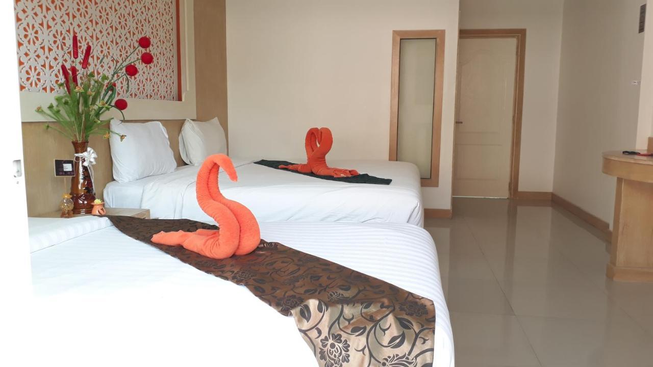 Red Sapphire Hotel Patong Extérieur photo